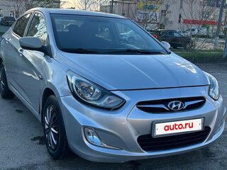 2012 Hyundai Solaris I, серебристый, 600000 рублей, вид 1