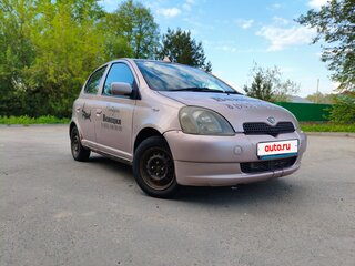 2001 Toyota Vitz I (P10), розовый, 250000 рублей, вид 3