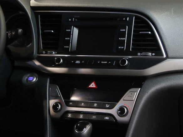 2018 Hyundai Elantra VI (AD), белый, 1149000 рублей - вид 10
