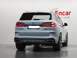 2025 BMW X5 30d IV (G05/G18) Рестайлинг, серый, 13400000 рублей, вид 3