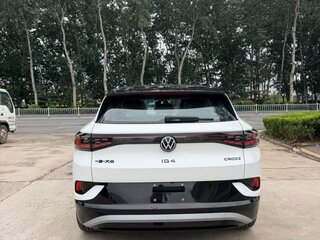 2025 Volkswagen ID.4 Crozz, белый, 4500000 рублей, вид 2