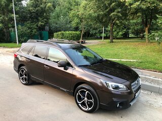 2017 Subaru Outback V, коричневый, 2450000 рублей, вид 3