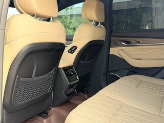 2025 Geely Monjaro (Xingyue L) I Рестайлинг (China Market), белый, 2980202 рублей, вид 5