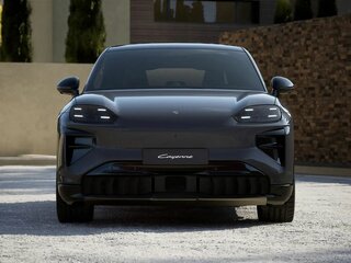 2026 Porsche Cayenne Turbo Electric Coupé IV, серый, 35500000 рублей, вид 2