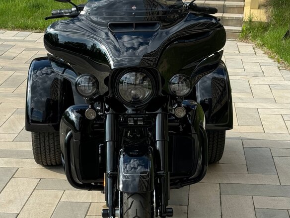 2025 Harley-Davidson Tri Glide, чёрный, 5000000 рублей - вид 9