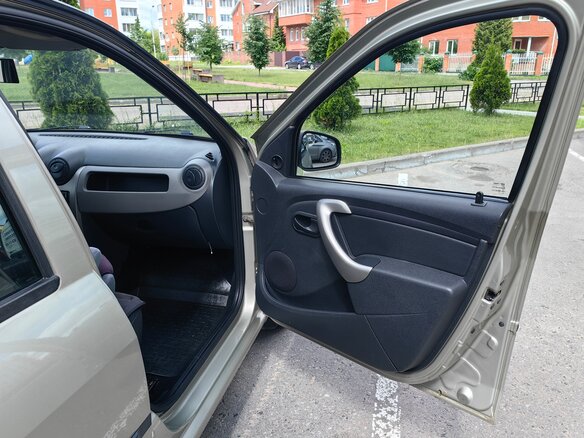 2012 Renault Logan I Рестайлинг, бежевый, 415000 рублей - вид 24