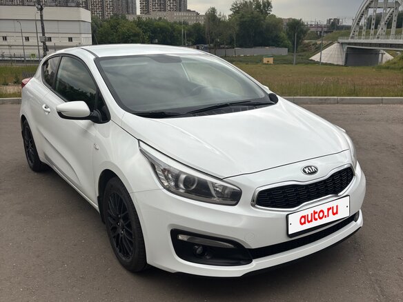 2016 Kia Ceed II Рестайлинг, белый, 1299000 рублей - вид 6