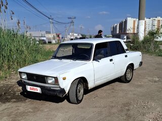 1990 Lada (ВАЗ) 2105, белый, 74000 рублей, вид 1