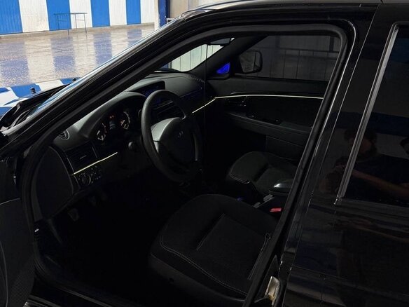 2017 Lada (ВАЗ) Priora I Рестайлинг, чёрный, 600000 рублей - вид 6