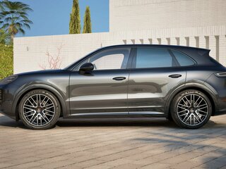 2026 Porsche Cayenne III Рестайлинг, чёрный, 21569700 рублей, вид 5