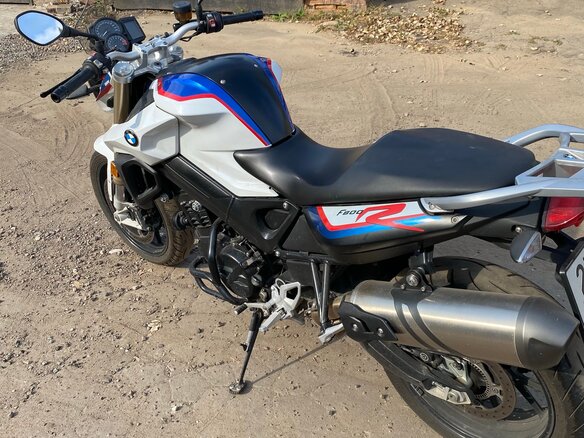 2018 BMW F 800 R, белый, 690000 рублей - вид 2