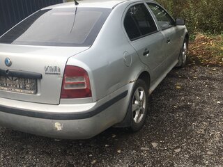 2003 Skoda Octavia I (A4) Рестайлинг, серебристый, 200000 рублей, вид 3