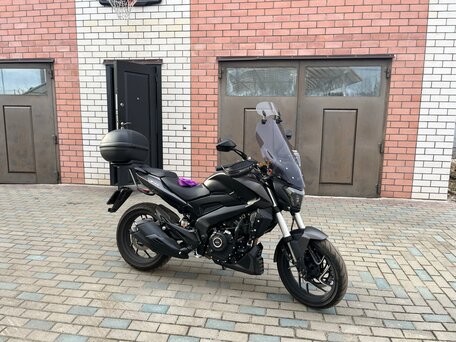 2021 Bajaj Dominar 400, чёрный, 390000 рублей, вид 1