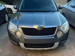 2013 Skoda Yeti I, серый, 800000 рублей, вид 1