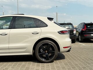 2020 Porsche Macan Turbo I Рестайлинг, серый, 4800000 рублей, вид 2
