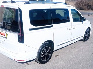 2025 Volkswagen Caddy Maxi V, белый, 5690000 рублей, вид 4