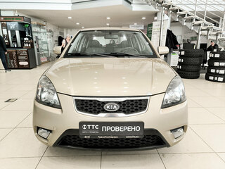 2011 Kia Rio II Рестайлинг, бежевый, 430000 рублей, вид 2