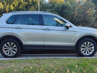 2018 Volkswagen Tiguan II, серебристый, 1900000 рублей, вид 4