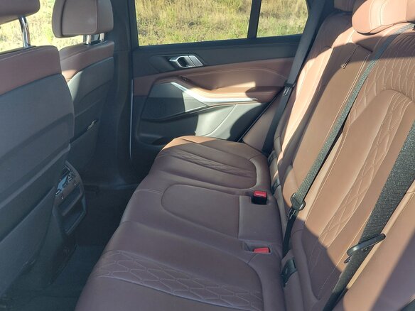 2021 BMW X5 30d IV (G05/G18), белый, 7700000 рублей - вид 32