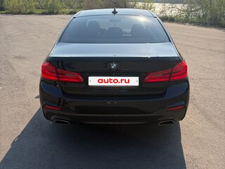 2020 BMW 5 серии 530d xDrive VII (G30/G31/G38), чёрный, 4500000 рублей, вид 3