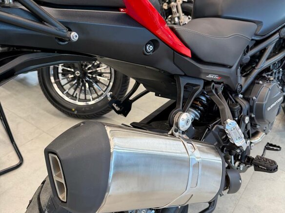 2026 QJMotor SRT 900 SX, зелёный, 899000 рублей - вид 13