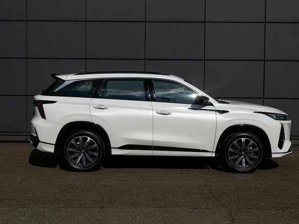 2024 Changan CS75 Plus III, белый, 2900000 рублей - вид 5