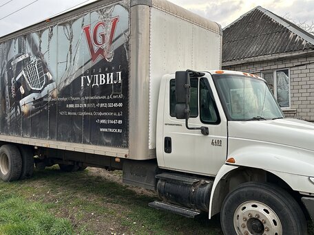 2004 International 4000 Series, белый, 1600000 рублей, вид 1