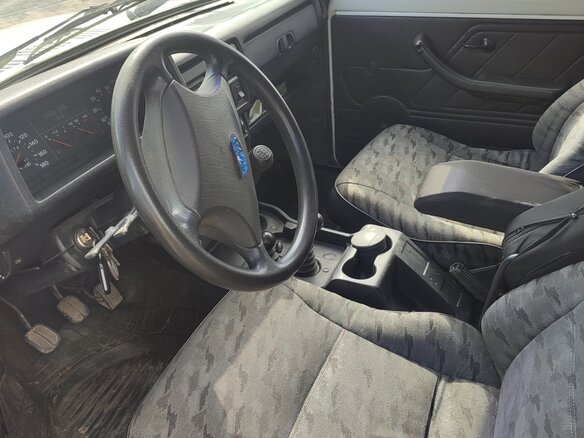 2002 Lada (ВАЗ) 2121 (4x4) I Рестайлинг, белый - вид 6