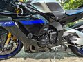 2022 Yamaha YZF-R1, чёрный, 2580000 рублей - вид 3