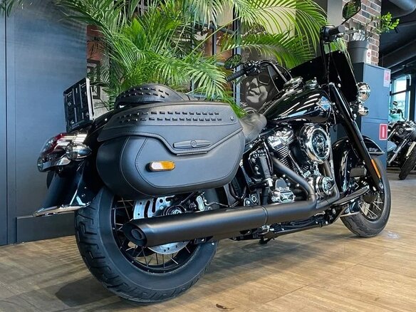 2025 Harley-Davidson Heritage, чёрный, 3850000 рублей - вид 4