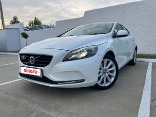 2015 Volvo V40 II, белый, 1290000 рублей, вид 1