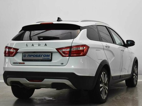 2021 Lada (ВАЗ) Vesta SW Cross I, белый, 925000 рублей, вид 4