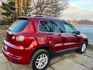 2010 Volkswagen Tiguan I, красный, 960000 рублей, вид 3