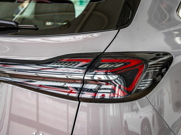 2025 Hongqi HS5 I Рестайлинг, серый, 3999000 рублей - вид 11
