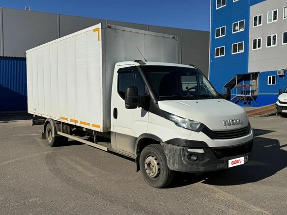 2017 Iveco Daily, белый, 2500000 рублей - вид 1