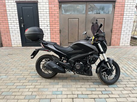 2021 Bajaj Dominar 400, чёрный, 390000 рублей, вид 3