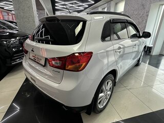 2013 Mitsubishi ASX I Рестайлинг, белый, 1265000 рублей, вид 5