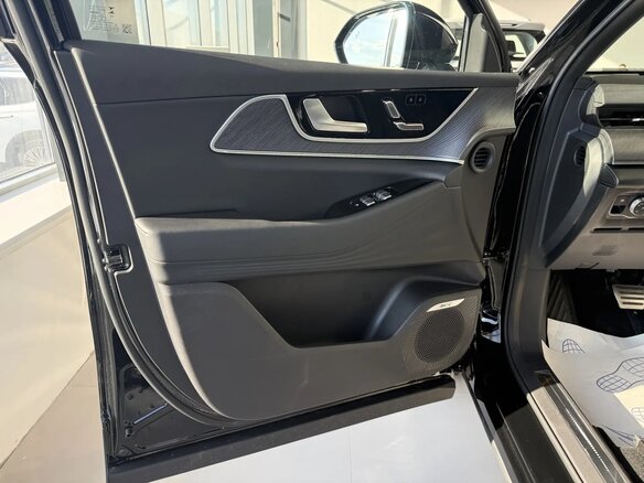 2025 Chery Tiggo 9 I, чёрный, 4640000 рублей - вид 9