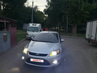 2008 Ford Focus II Рестайлинг, серебристый, 410000 рублей, вид 3