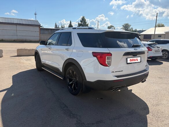 2021 Ford Explorer VI, белый - вид 6
