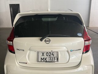 2017 Nissan Note Nismo e-Power II Рестайлинг, белый, 1535000 рублей, вид 5