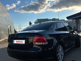 2013 Volkswagen Polo V, чёрный, 685000 рублей, вид 3