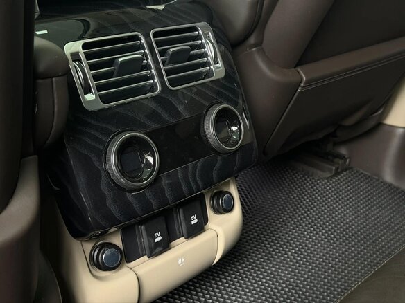 2020 Land Rover Range Rover IV Рестайлинг, серый, 6280000 рублей - вид 16