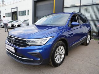 2021 Volkswagen Tiguan II Рестайлинг, синий, 2680000 рублей, вид 1