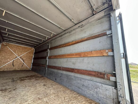 2013 Isuzu Elf (N-series), белый, 3750000 рублей - вид 27