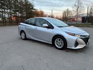 2018 Toyota Prius PHV ZVW52 Prime IV (XW50), серебристый, 2100000 рублей, вид 4