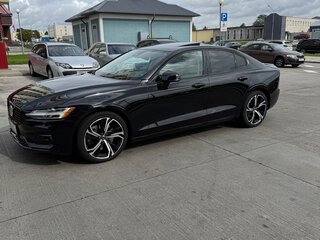 2023 Volvo S60 III, чёрный, 2600000 рублей, вид 2