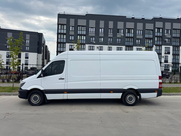 2016 Mercedes-Benz Sprinter, белый, 2900000 рублей - вид 2