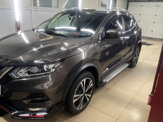 2021 Nissan Qashqai II Рестайлинг, коричневый, 2450000 рублей, вид 1