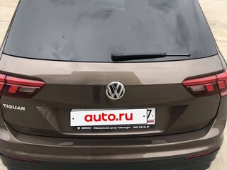2020 Volkswagen Tiguan II, коричневый, 2350000 рублей, вид 3